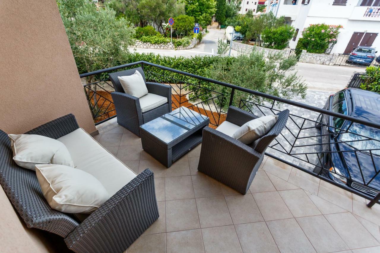 Apartman Maslina Krk Town Exterior foto