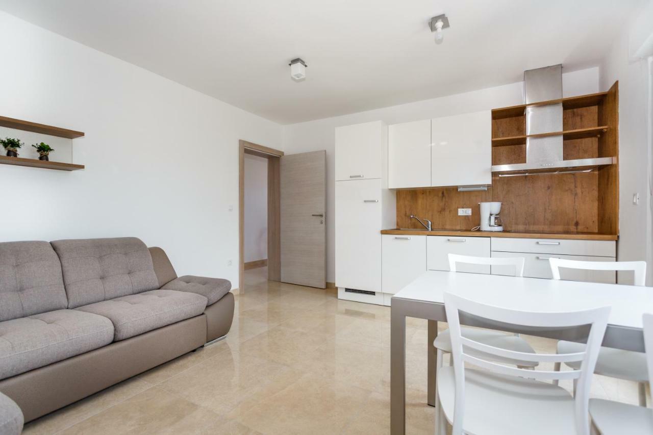 Apartman Maslina Krk Town Exterior foto
