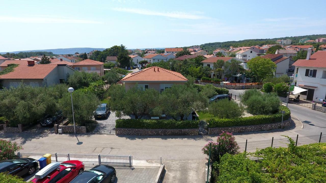 Apartman Maslina Krk Town Exterior foto